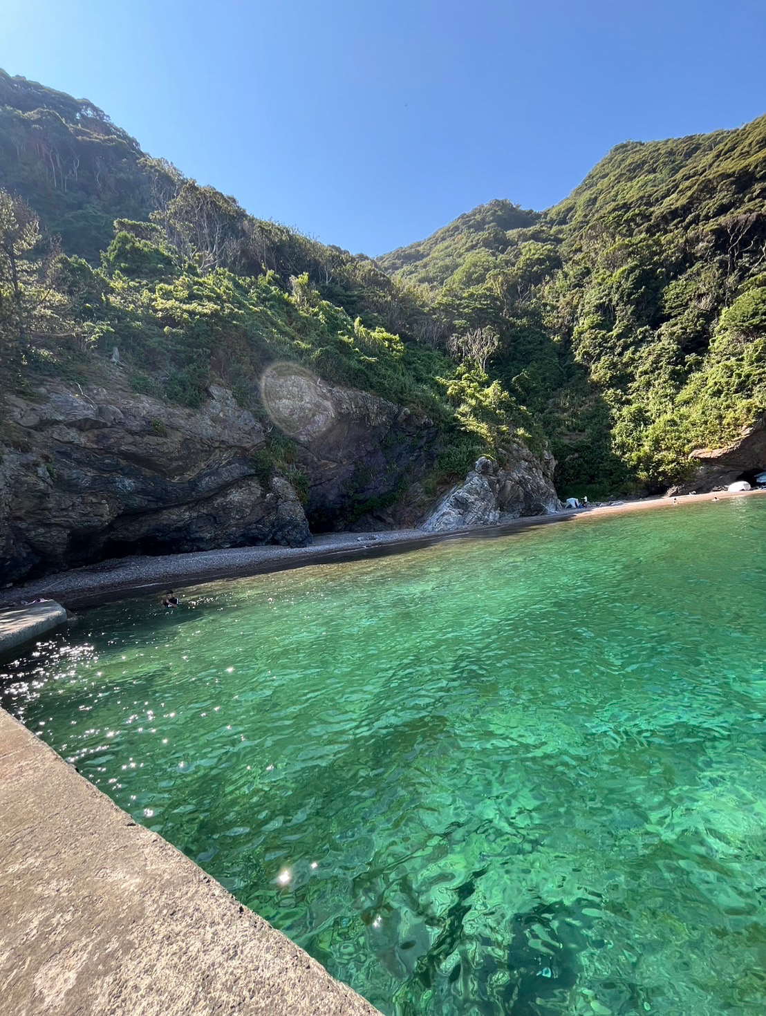 常神島 無人島の写真
